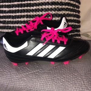 Adidas Cleats BIG KIDS US 4.5